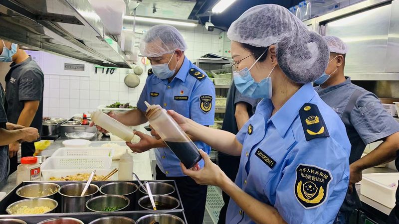 小标题：一、散装零食的批发市场现状