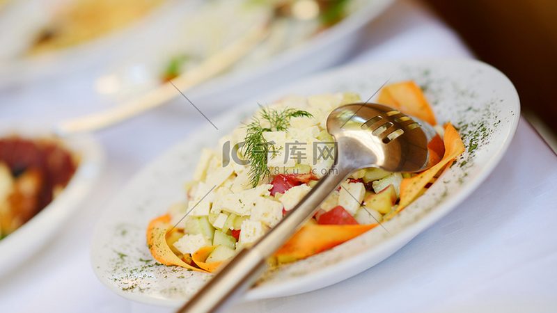 膨化食品包装铝箔袋：揭秘材质与厚度背后的秘密